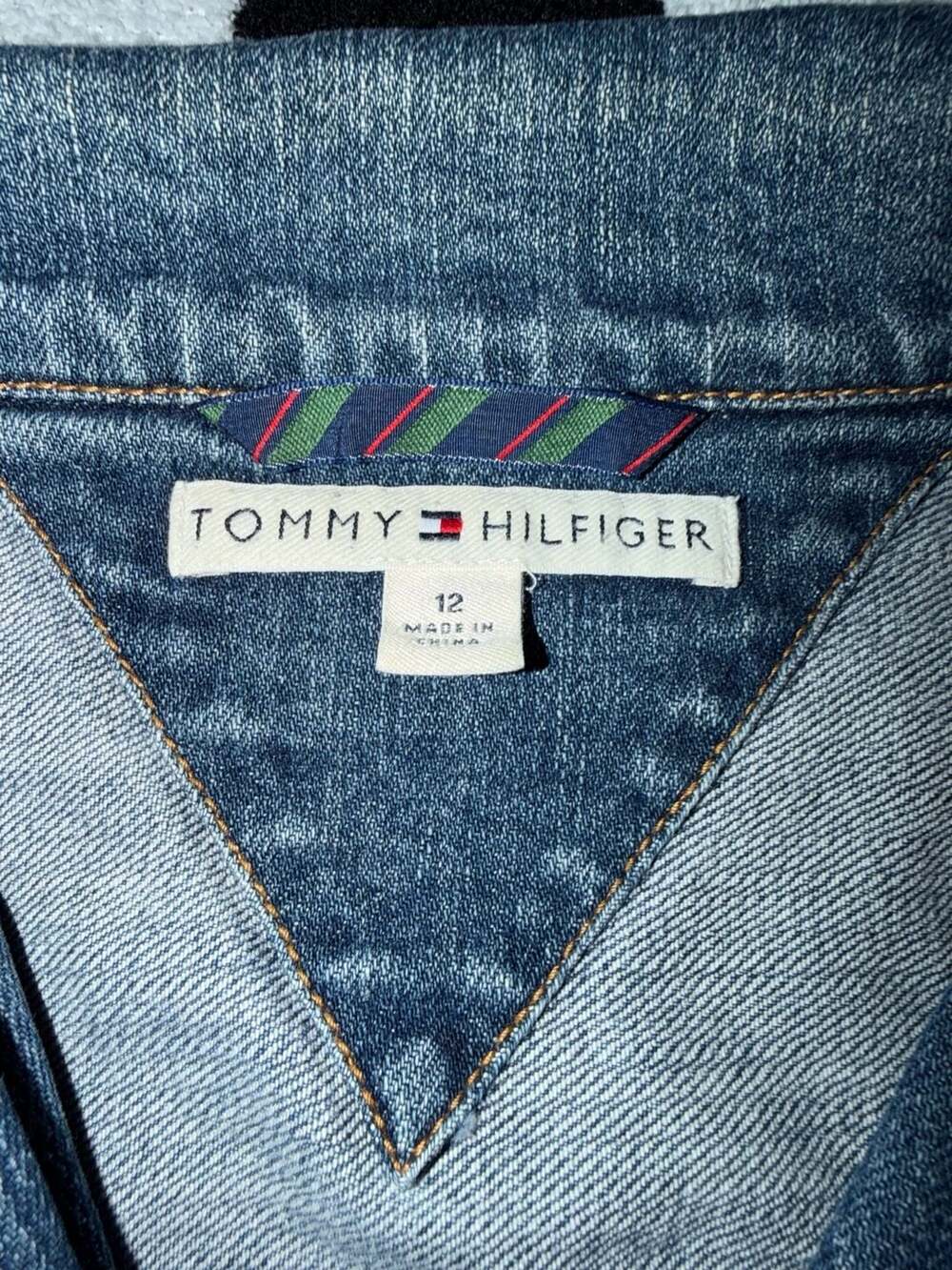 Tommy Hilfiger Women's Blue Denim Blazer Jacket with Gold Crest Buttons Size 12 - Picture 3 of 4